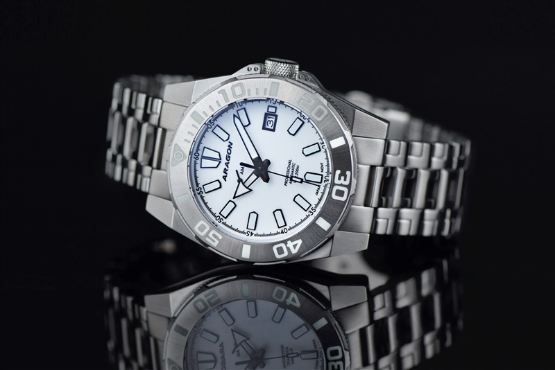 ARAGON Silverjet NH37 White Lume 44mm
